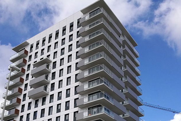 AEDAS Homes entrega Torre Estronci 99, su primera promoción en L’Hospitalet de Llobregat, Barcelona