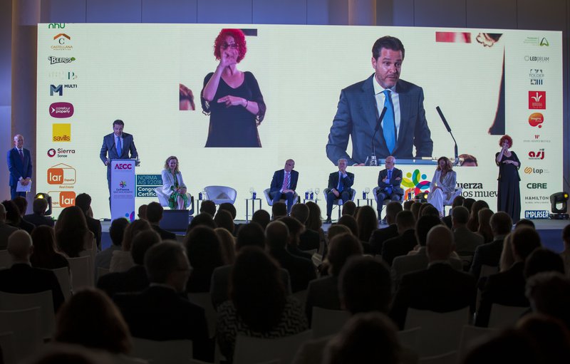 Eduardo Ceballos (presidente de la AECC) - inauguración
