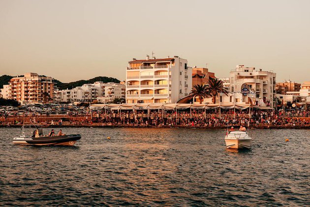 El grupo inmobiliario John Taylor abre su primera sede en Ibiza