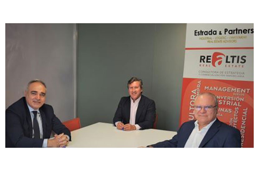 Acuerdo de Estrada &amp; Partners y Realtis Real Estate para desarrollar su actividad en Andalucía