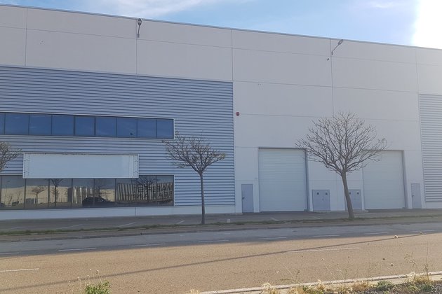 Lowe Rental abre un almacén en la Plataforma Logística PLAZA