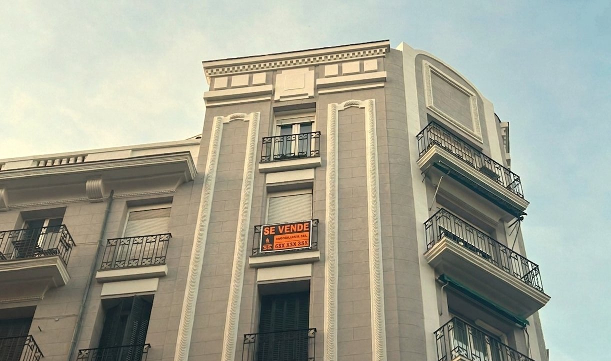 El precio de la vivienda marca máximos en 2025 y las compraventas baten niveles de 2007