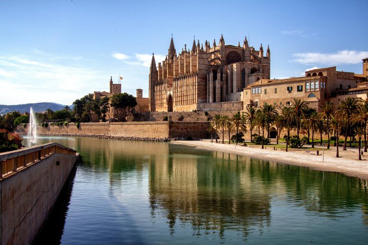 Baleares, junto con Madrid y Guipúzcoa, es la región más cara de España para comprar vivienda
