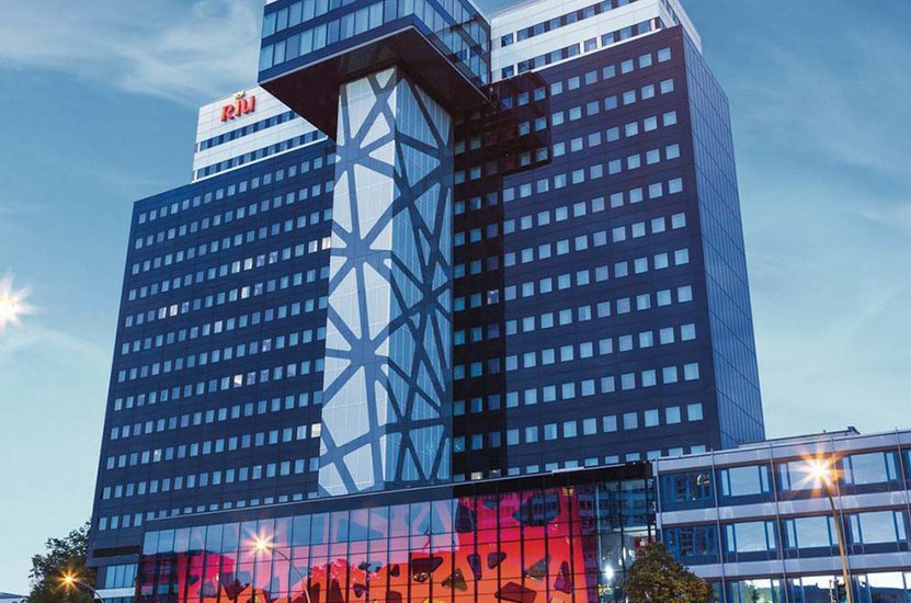 Los dueños de Pryconsa y la familia Riu ponen en venta su hotel de Berlín por 70 millones