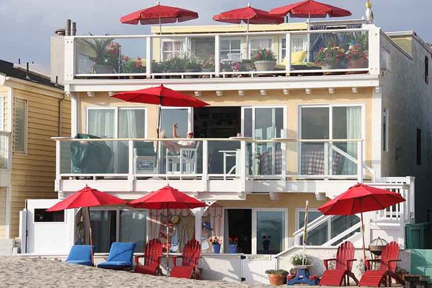 Las pernoctaciones extrahoteleras bajaron un 78,2% anual en febrero