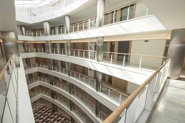 Iberdrola Inmobiliaria cierra la venta del complejo de oficinas EurocomSur