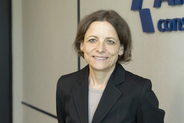 Ines Koschel se une a Almar Consulting como asociada de Project Management