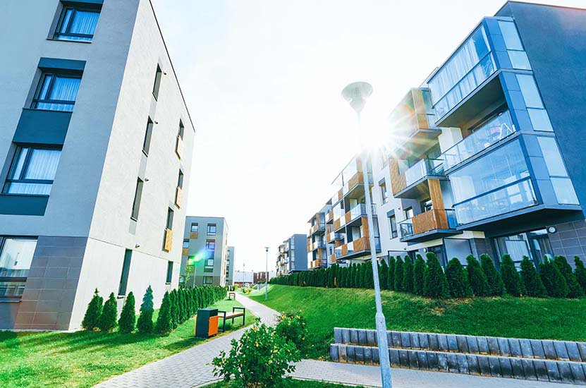 Cerca de colegios, tiendas y zonas verdes… Así es la casa más demandada por los españoles