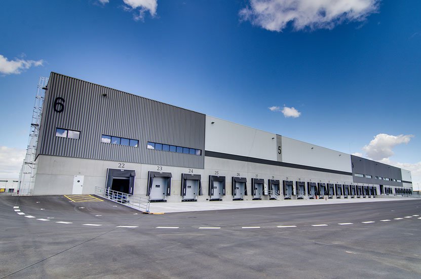 Más operaciones y aumento de la superficie logística contratada en Madrid en 2020