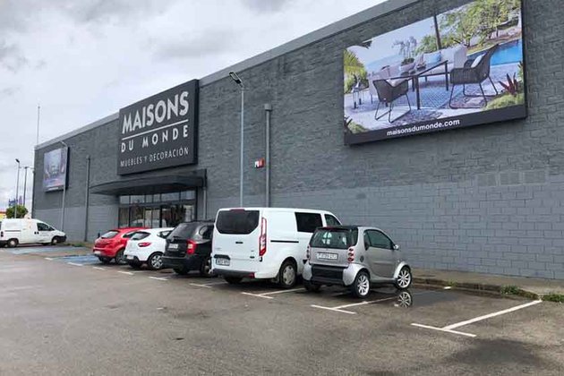 Mazabi compra dos activos comerciales en Tenerife y en Palma de Mallorca