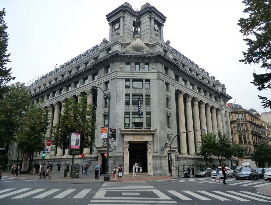 Mutualidad de la Abogacía vende la sede de BBVA en Bilbao