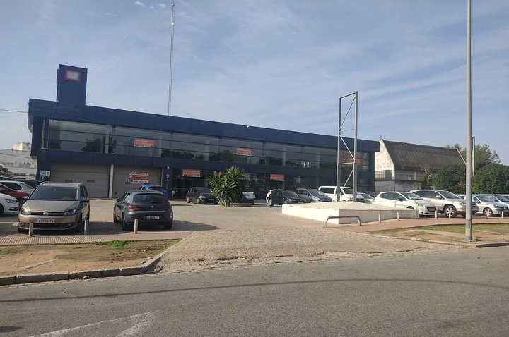 Bluespace compra dos naves industriales en Sevilla para su actividad