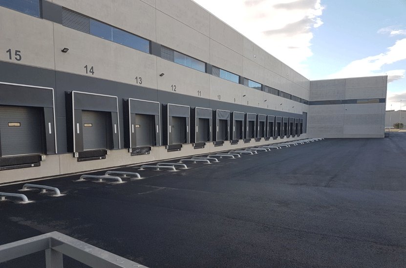 La contratación logística alcanzó los 464.000 m² en el primer trimestre, un 6% menos que hace un año