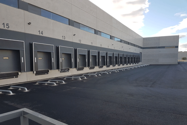 La contratación logística alcanzó los 464.000 m² en el primer trimestre, un 6% menos que hace un año