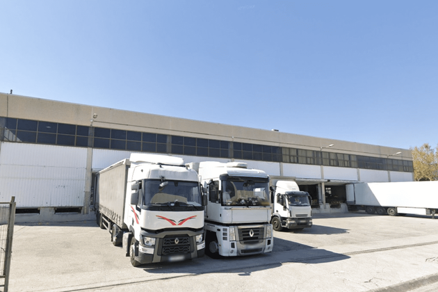 Transportes Cargo alquila una nave logística de 2.310 m2 en Barberà del Vallès