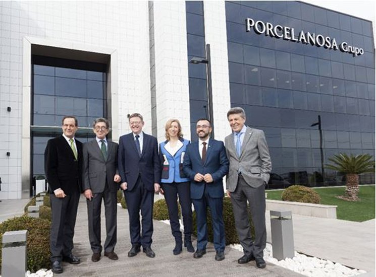 Récord de asistencia en la XXIV Muestra Internacional de PORCELANOSA Grupo