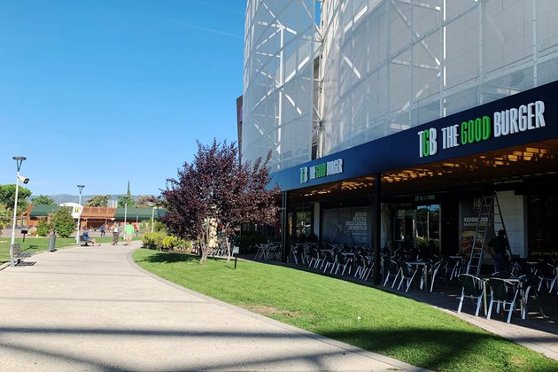 AEW acaba la reforma de su centro comercial y de ocio Planetocio en Madrid con una inversión de 2 millones de euros