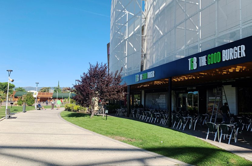 AEW acaba la reforma de su centro comercial y de ocio Planetocio en Madrid con una inversión de 2 millones de euros