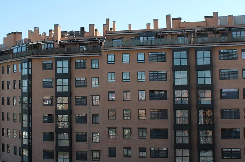 El precio de la vivienda libre crece un 0,9% en el primer trimestre, la tasa más baja desde 2014