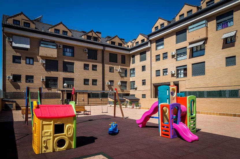 Los datos de Tinsa muestran que el precio de la vivienda modera su ascenso hasta un 2,8 % interanual en agosto