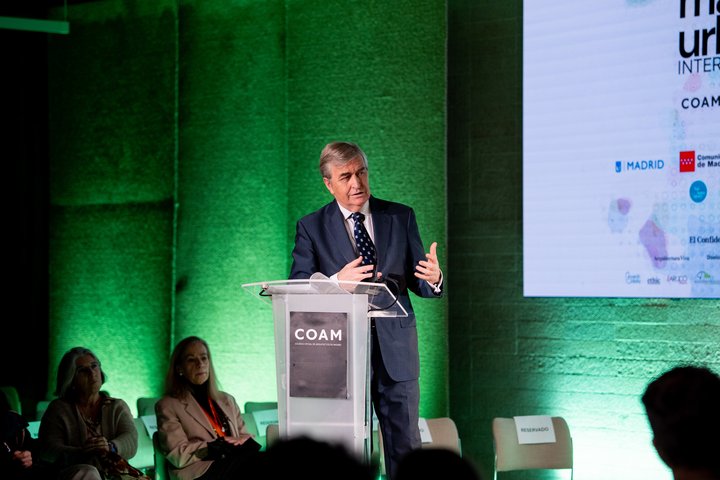 Sigrido Herraez, decano del coam.