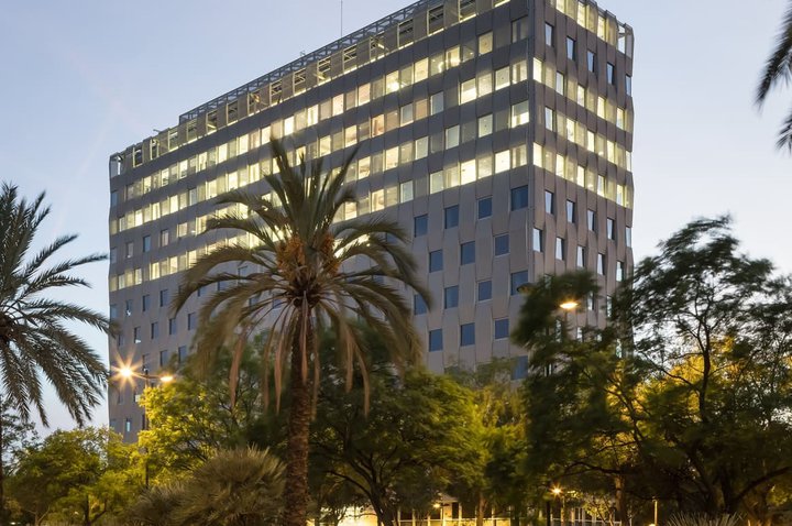 La tasa de disponibilidad de oficinas en Valencia, en mínimos históricos