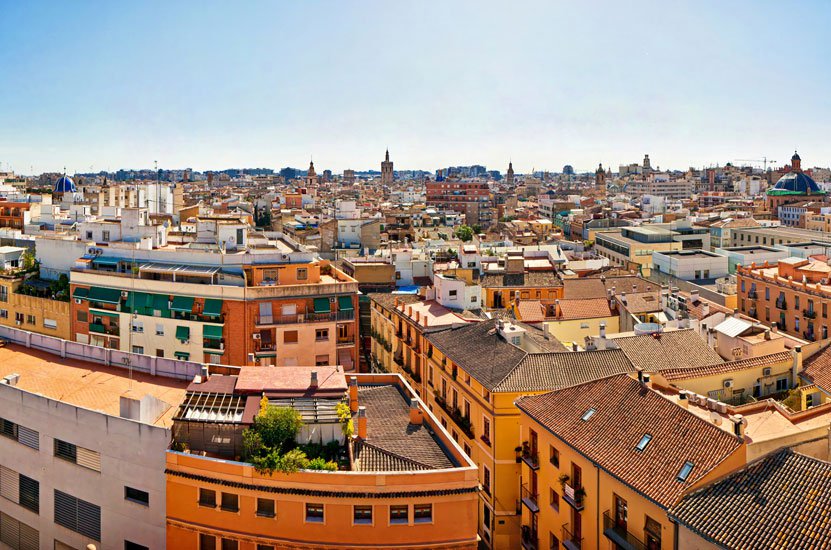 El precio de la vivienda de segunda mano cae en más de la mitad de las capitales españolas en agosto