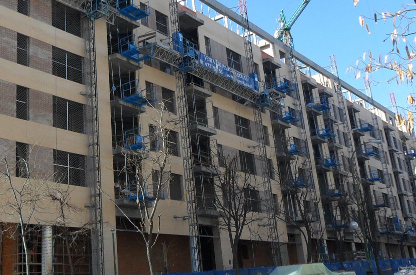 La oferta de vivienda nueva podría agotarse en las ciudades de Madrid y Barcelona en 9 y 12 meses, respectivamente