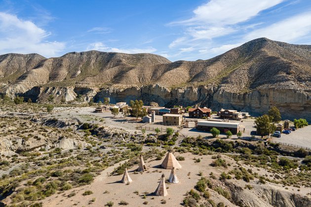 Remax comercializa el espacio 'Western Leone' en el desierto de Almería