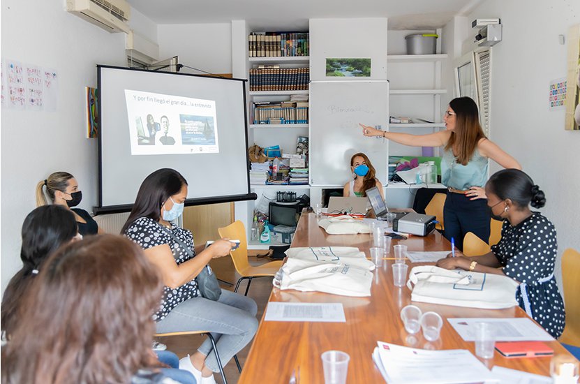 WIRES crea una comisión de Voluntariado Corporativo dentro de su área RSC en Femenino