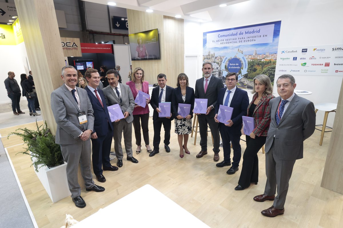 Presentada en SIMA 2024 una nueva edición del Anuario ASPRIMA