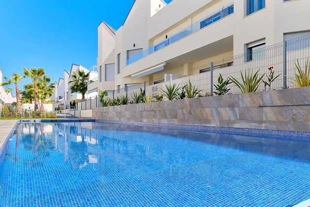 Los extranjeros compraron 47.700 viviendas en el primer semestre