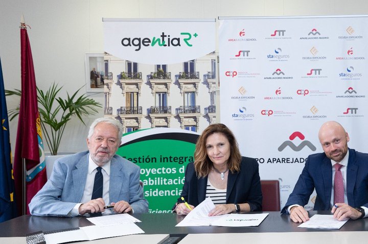 Nueva alianza entre el Colegio de Aparejadores de Madrid y Agentia R+