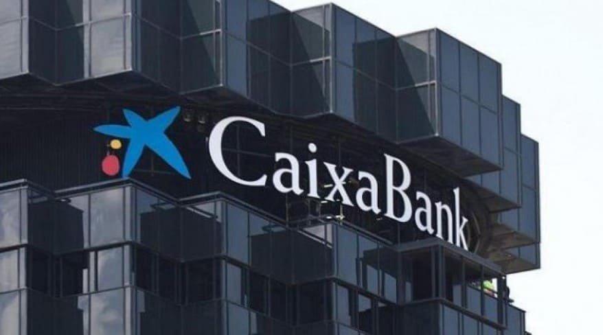 Azora gestionará la cartera de activos en alquiler de CaixaBank
