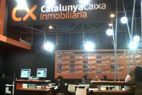 CatalunyaCaixa vende su plataforma inmobiliaria a Blackstone por hasta 40 millones