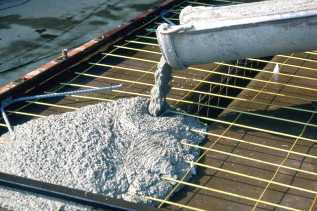 El consumo de cemento crece un 3,8% en noviembre y sitúa la caída anual en un 11%