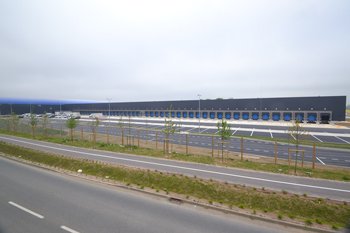 LOGÍSTICA: IDI Gazeley completa un centro logístico para Toys “R”Us en el sur de París