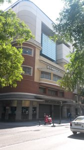 Savills asesora en la venta del cine Proyecciones de Madrid