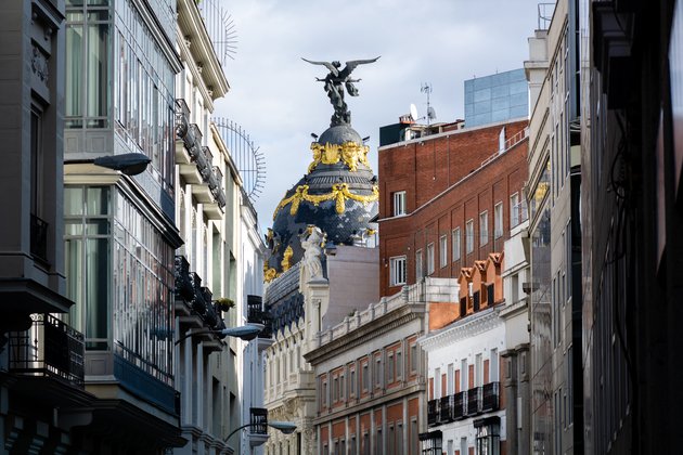 Madrid copa el 80% de los cambios de usos de edificios en 2023