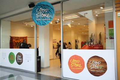 CENTROS COMERCIALES: Sonae Sierra abre su primera Coop Store en España