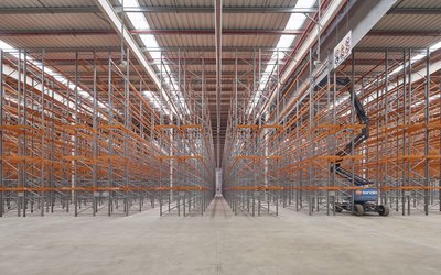 Prologis alquila 23.416 m2 logísticos a Logista Pharma en Barcelona