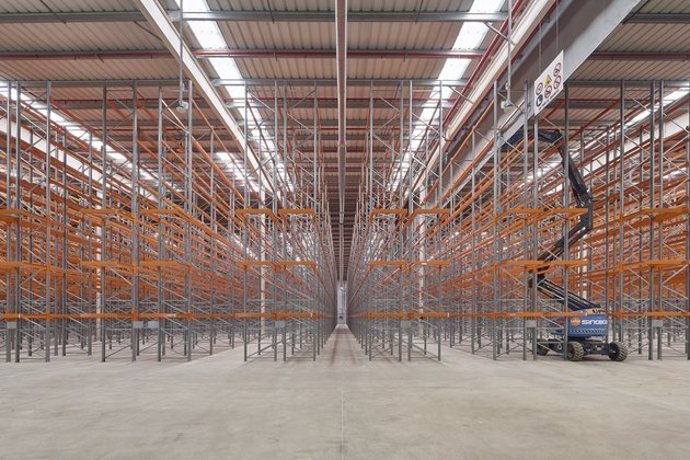 Prologis alquila 23.416 m2 logísticos a Logista Pharma en Barcelona