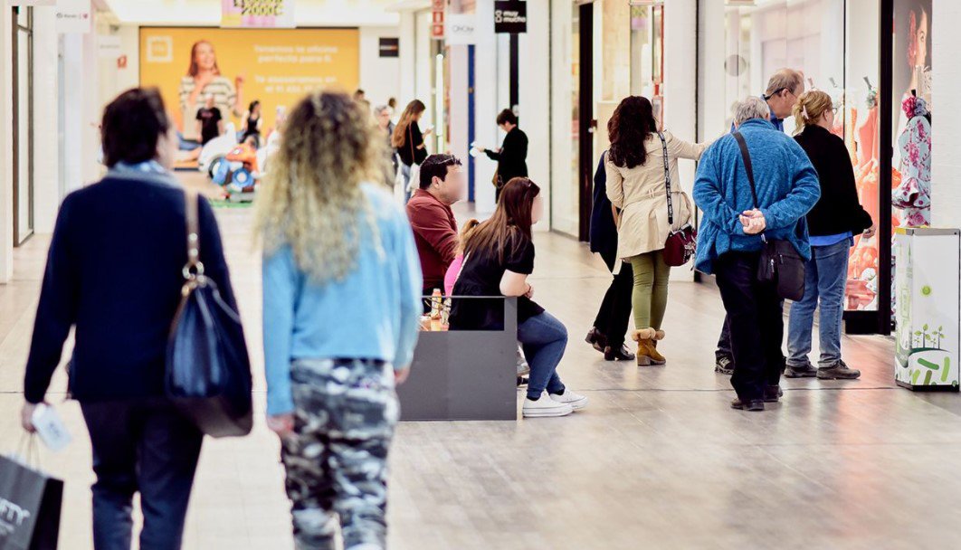 Genesis compra a Harwood el centro comercial Sevilla Factory