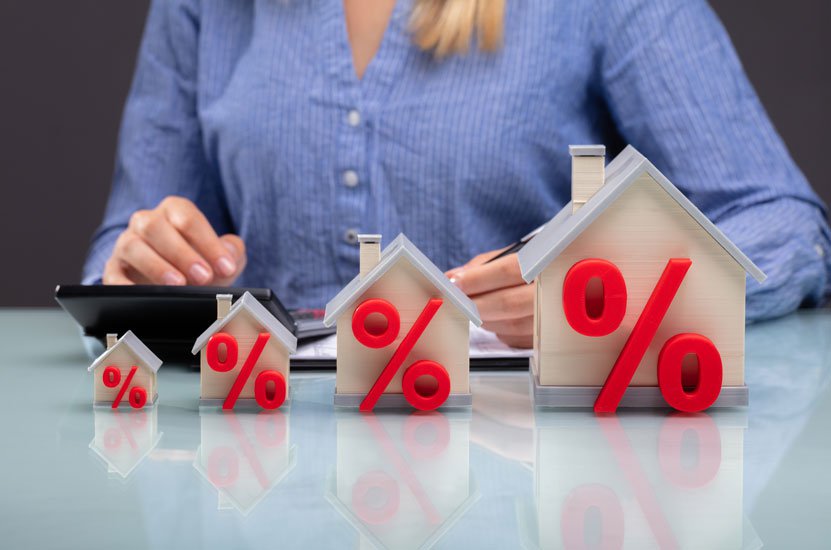 El número de hipotecas sobre viviendas cae un 23% interanual en julio