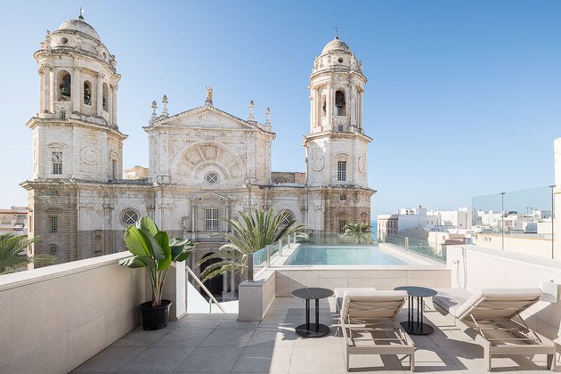 CM4 Arquitectos reforma un hotel boutique en el centro de Cádiz