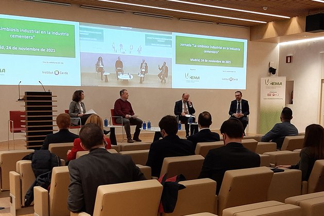 La industria cementera recupera casi 60 millones de toneladas de residuos