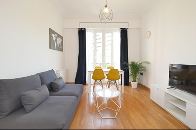 El 70% de los jóvenes extranjeros que residen en Barcelona comparten piso