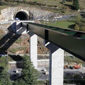 PRESUPUESTOS GENERALES DEL ESTADO PARA 2015: La inversión en infraestructuras crecerá casi un 32%