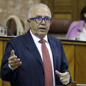 La Junta de Andalucía adjudica un paquete de inmuebles por 300 millones de euros