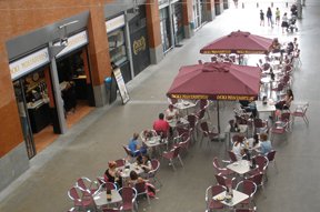 El centro comercial Plaza Aluche amplía su oferta de restauración con dos nuevas aperturas